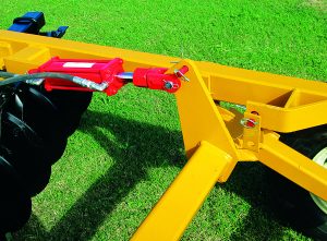 D41 Wheel Offset Harrow hydraulic lift transport lock