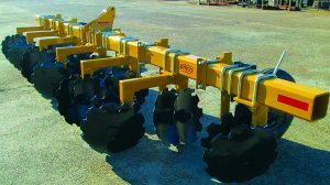 8-row High-Clearance Bedding Hippers and Rigid Toolbar