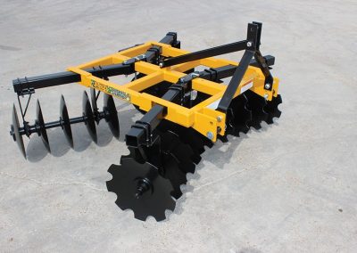 Side view of Wicked Warrior Tandem Disc