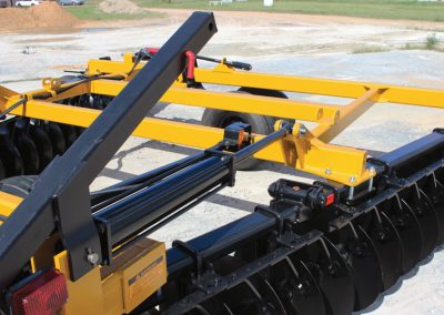 F15 Double Offset Tandem Disc Harrows 4x24 wing folding cylinder transport stand with lockout pin