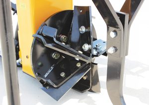 Closeup of Vertical Rotary Ditcher five-blade cutter head