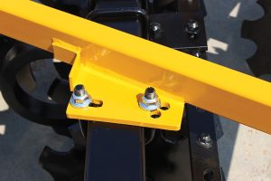 Closeup of LTF Lift Offset Harrow toolbar mount