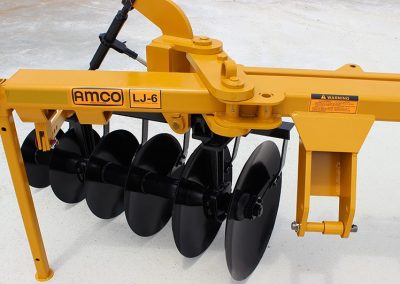 Closeup of AMCO LJ6 Levee Plow multipliable blades