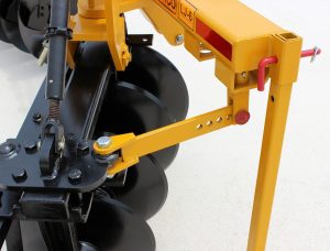 Closeup of Levee Plow adjustable gang