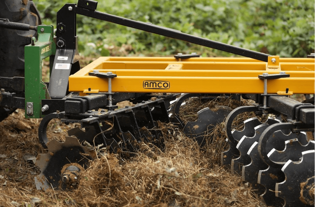 Closeup of LTF in action on food plot