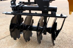 Closeup of AMCO LJ6 Levee Plow blades