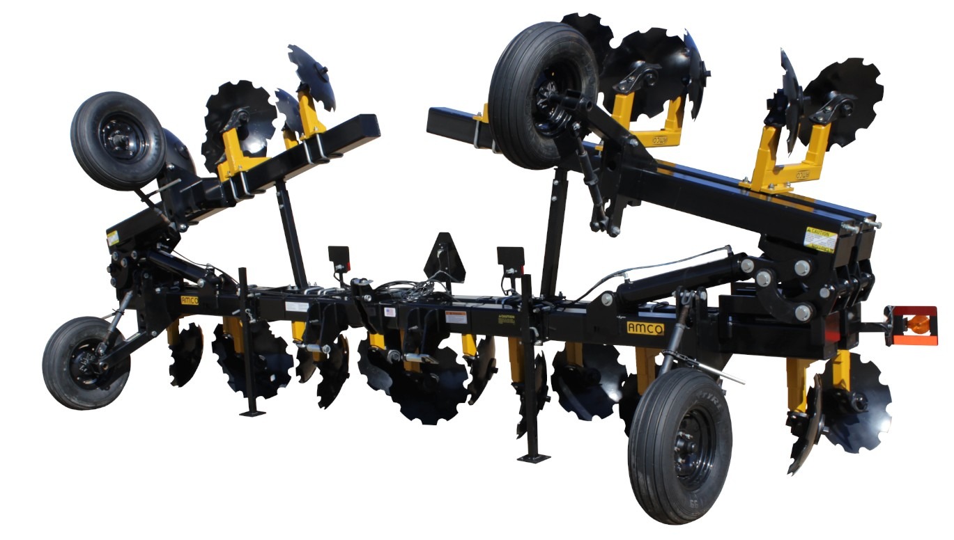 12-row folded toolbar with bedding hipper assemblies