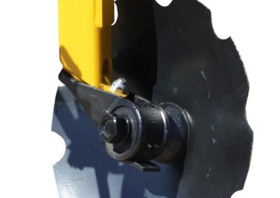Closeup of single cutout blade